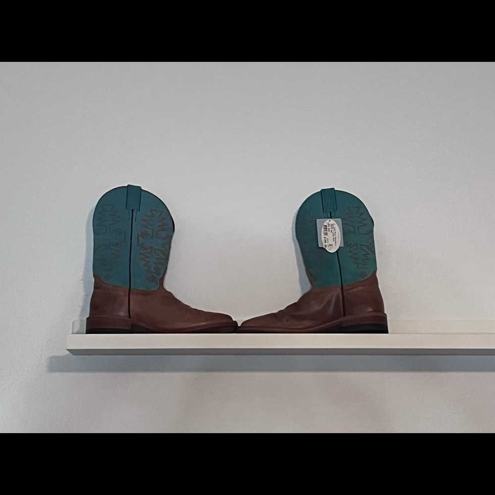 Square toe Justin womens boots